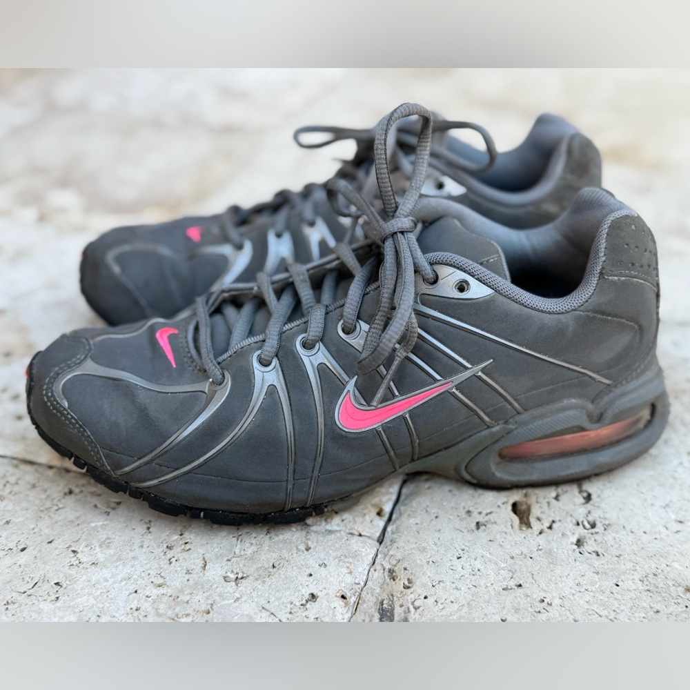 Nike Air Max Torch Low Top Women’s Size 7, 317004-060 Running Sneakers Shoes